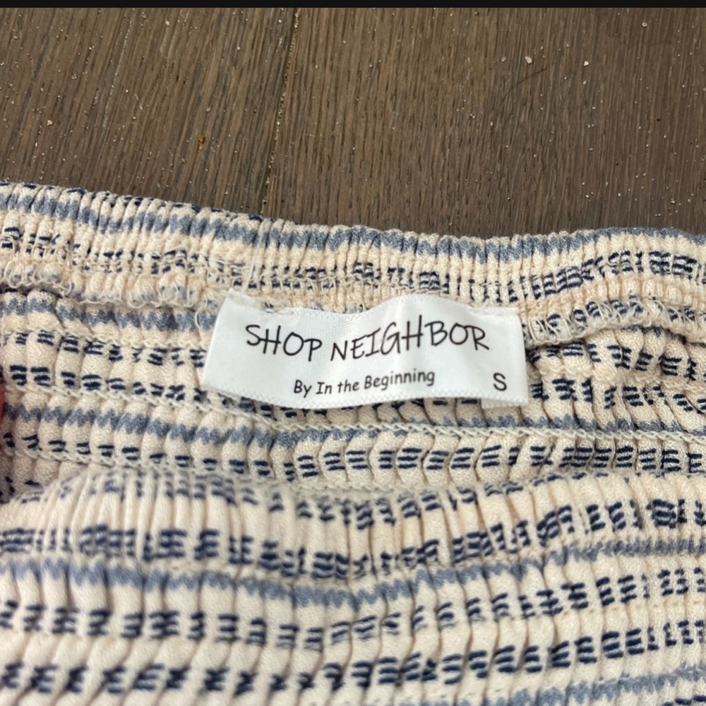 Oliviaceous Womens Skirt
Size Small
Shop Neighbor - Picture 2 of 2